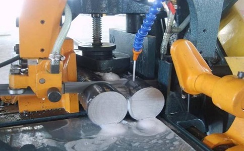 大埔卧式带锯床的送料方式有哪几种？